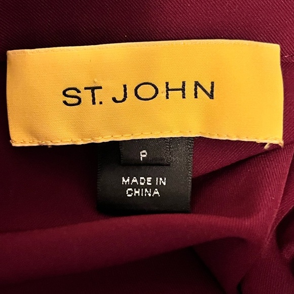 ST. JOHN Zip Up Burgundy Jacket - Picture 3 of 4